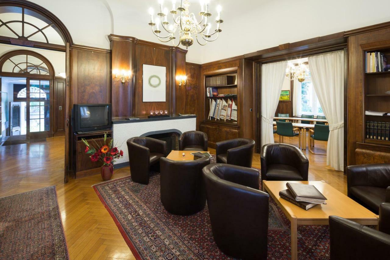 Europaeische Akademie Berlin Hotel Kültér fotó